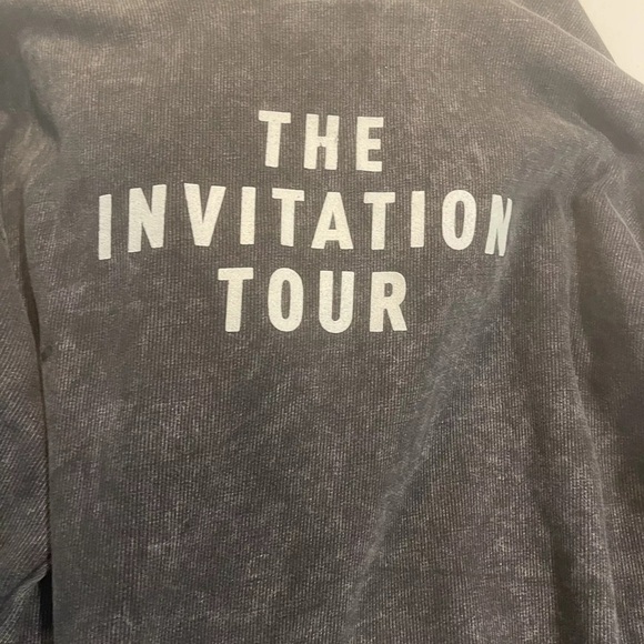 Why Don’t We Merch Boy Band S “The Invitation Tour” Hoodie Gray Sweatshirt - Picture 2 of 12